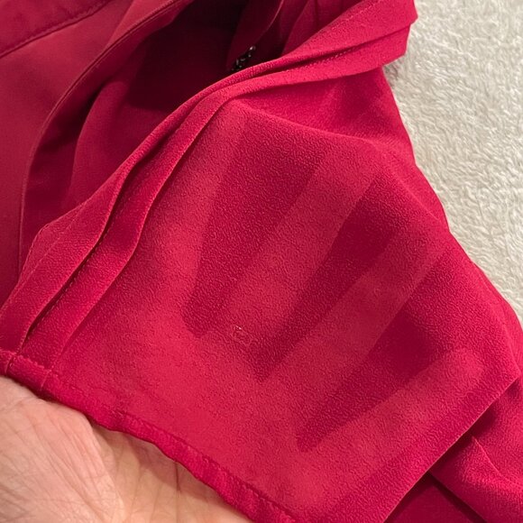 Cabernet Red Pleated Mini Dress Embellished Collar Size 8 - Picture 6 of 15